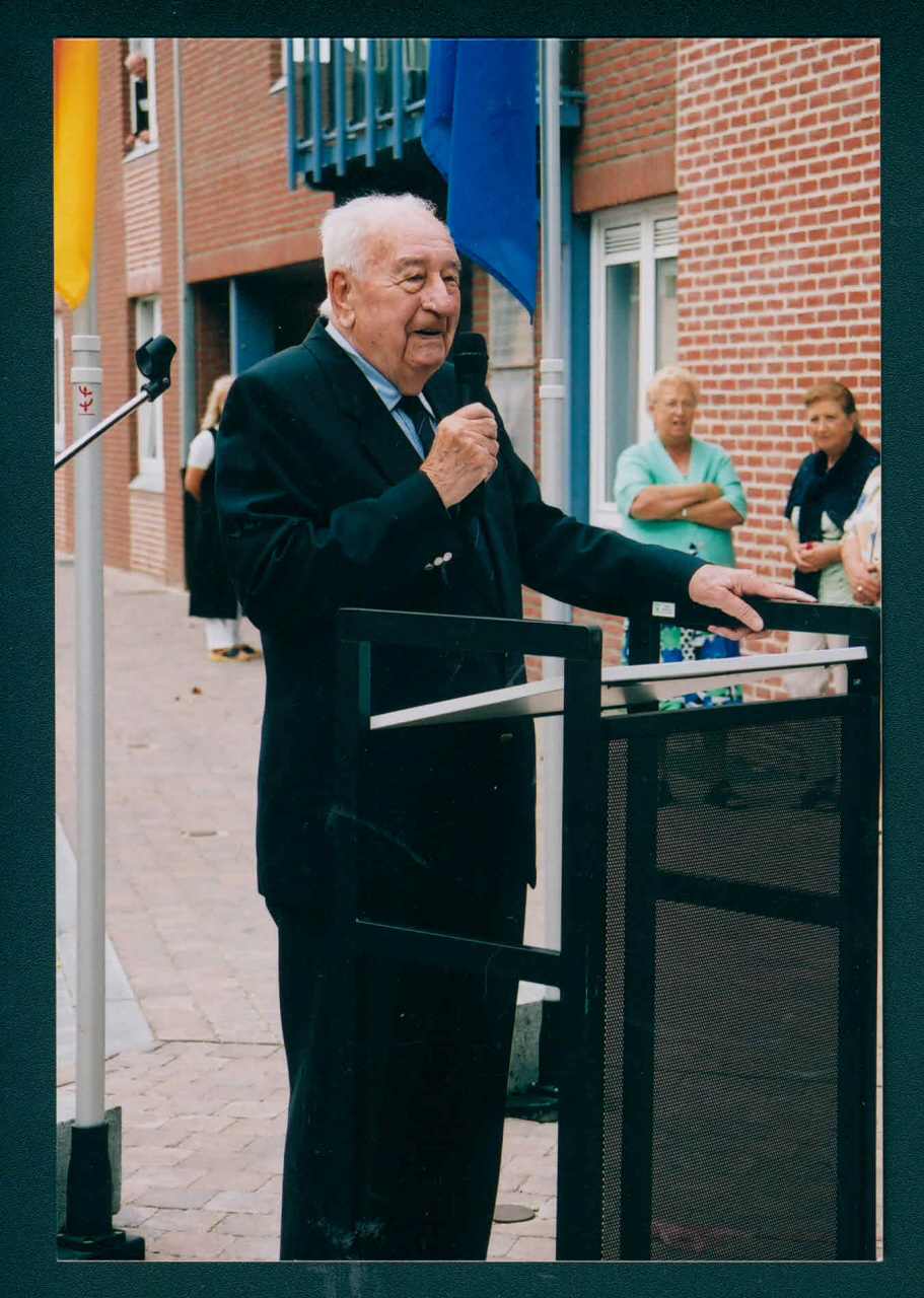 Willemsfonds Torhout, 90 jaar
2004