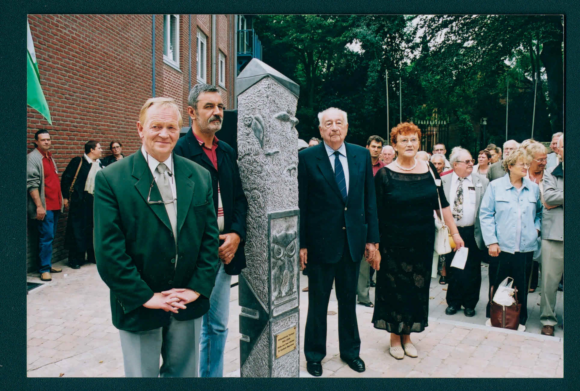 Willemsfonds Torhout, 90 jaar
2004